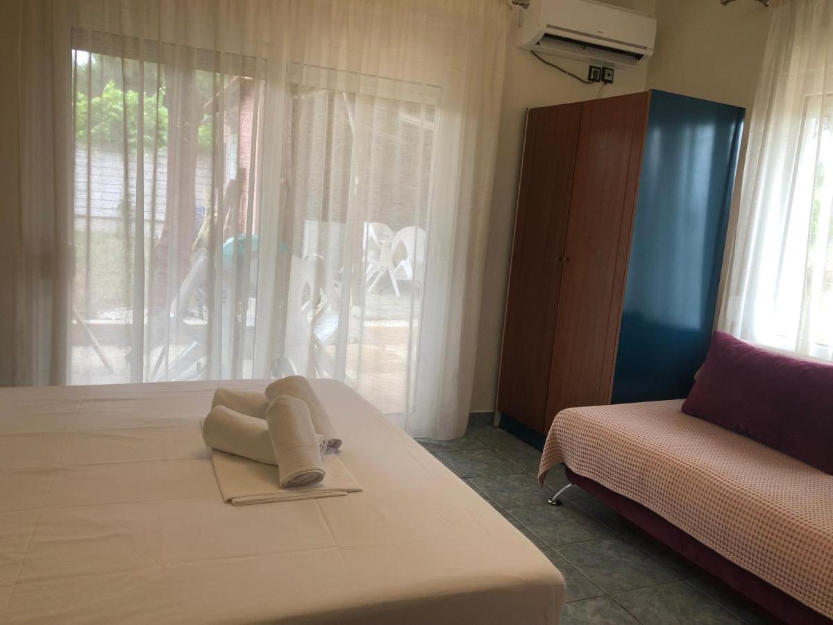 Plaisir Rooms Makriammos Ngoại thất bức ảnh