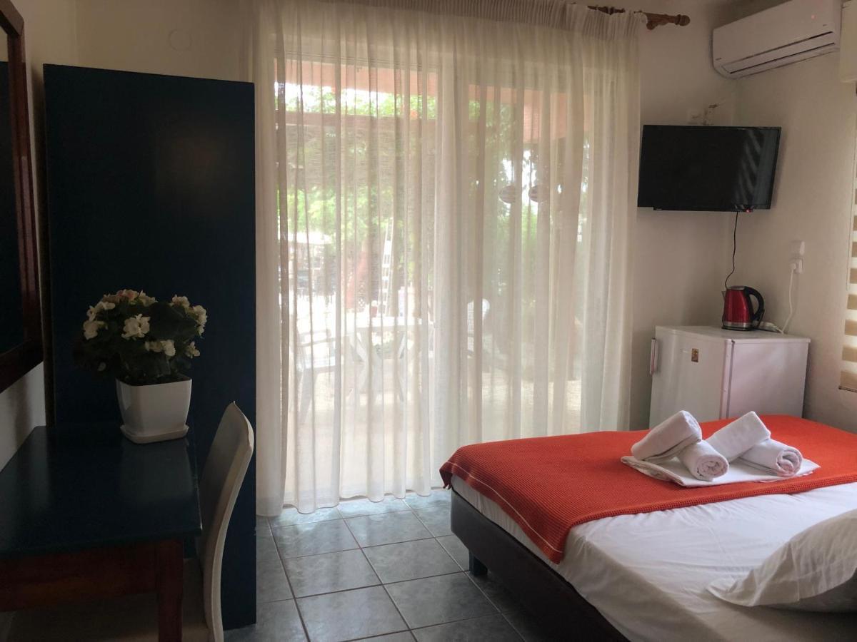 Plaisir Rooms Makriammos Ngoại thất bức ảnh